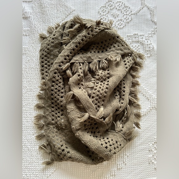 BP Army Green Infinity Scarf - Picture 1 of 3